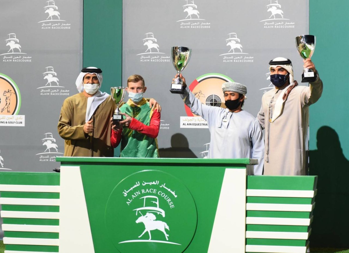 5 عوامل جعلت من مضمار العين أيقونة الوفاء لخيول الآباء