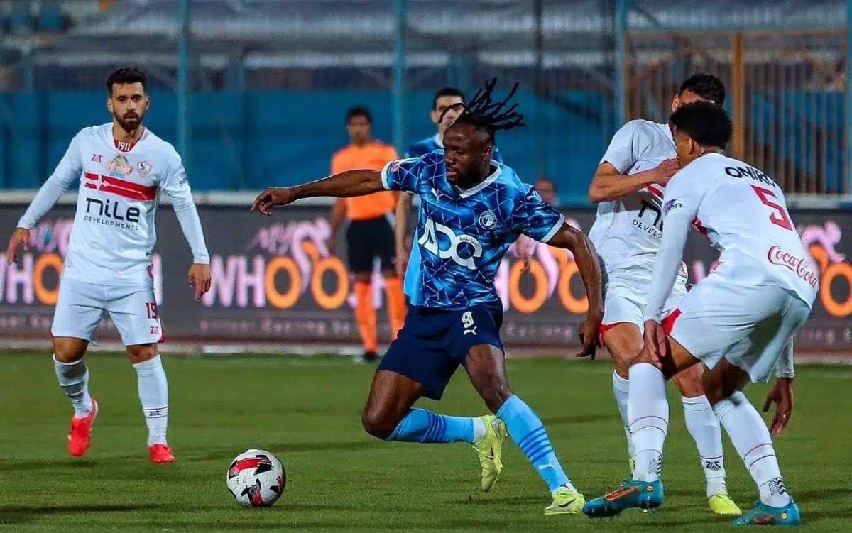 صراع ثلاثي على قمة الدوري المصري قبل مواجهة بيراميدز والزمالك