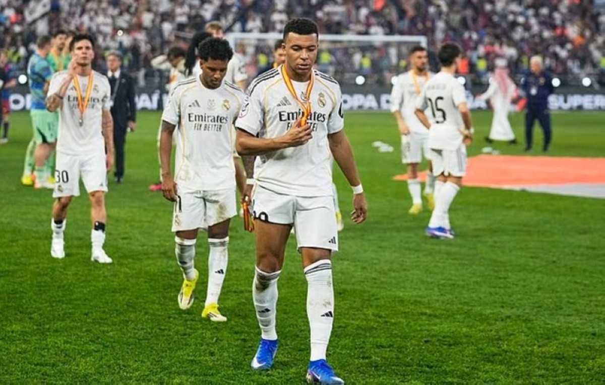 6 نجوم على أعتاب الرحيل عن ريال مدريد