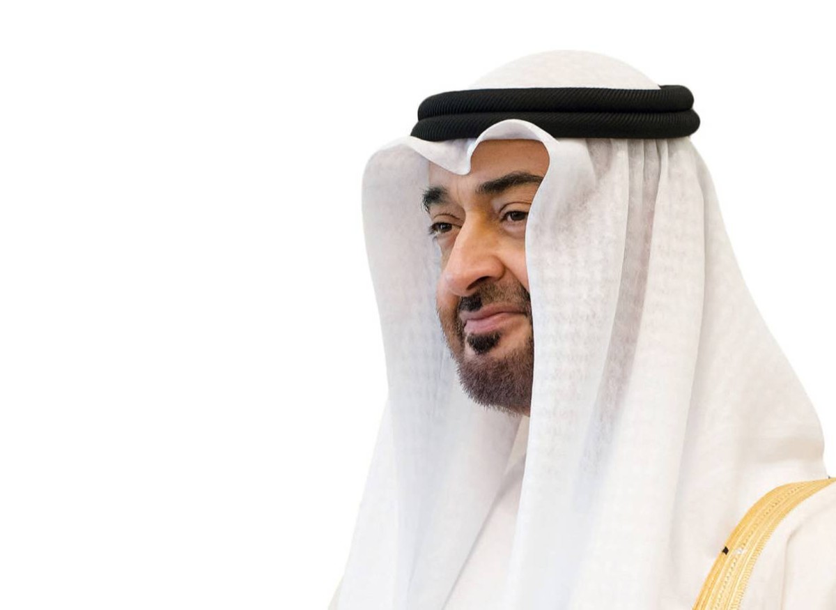 رئيس الدولة وسلطان عمان: اللجوء إلى الحوار والدبلوماسية في معالجة قضايا المنطقة يحفظ الأمن والسلم