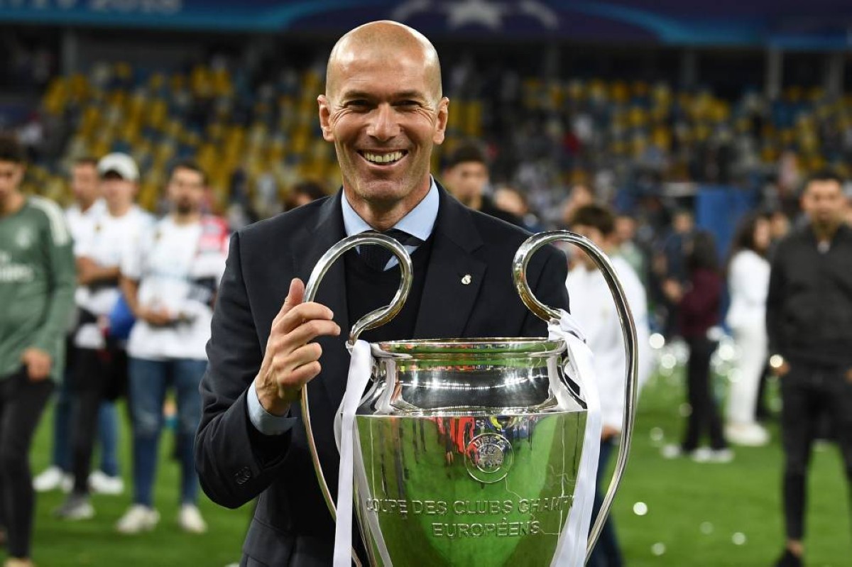 زيدان يستعد لخلافة ديشامب في تدريب منتخب فرنسا