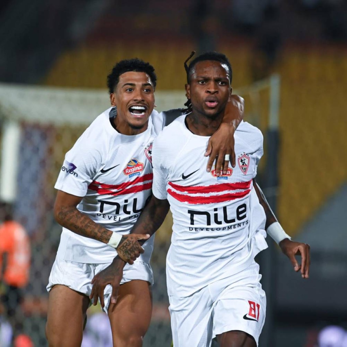 الزمالك يتمسك بصدارة الدوري المصري.. والأهلي يبحث عن رد الاعتبار