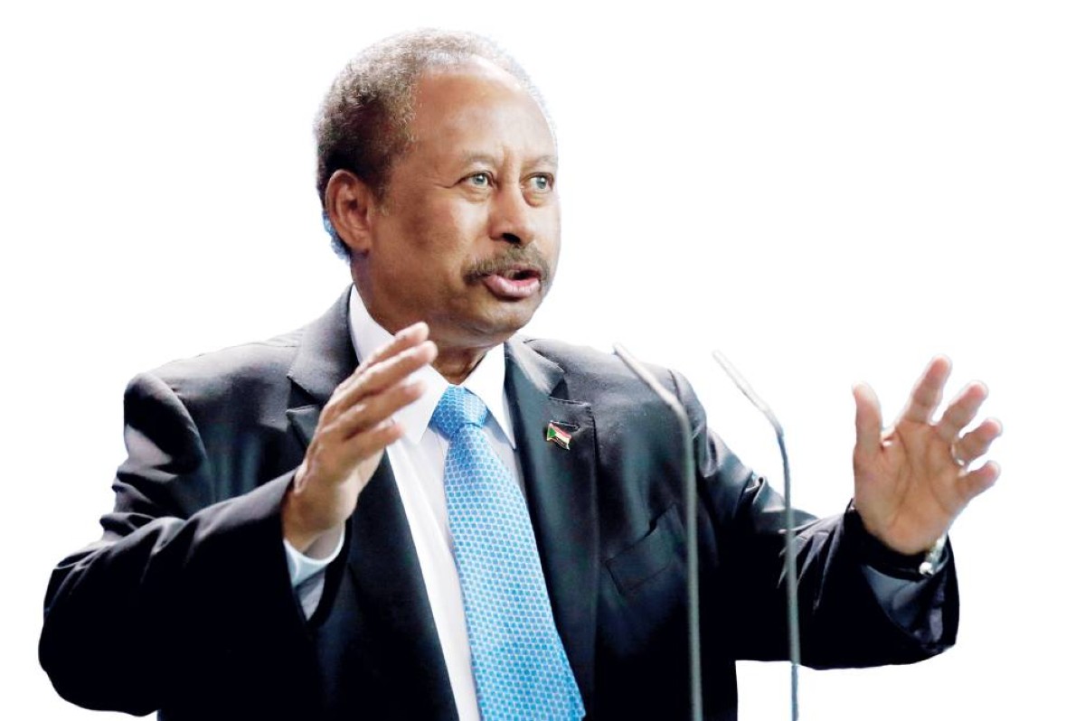 عبدالله حمدوك لـ« البيان»: الحرب في السودان تهدد الإقليم