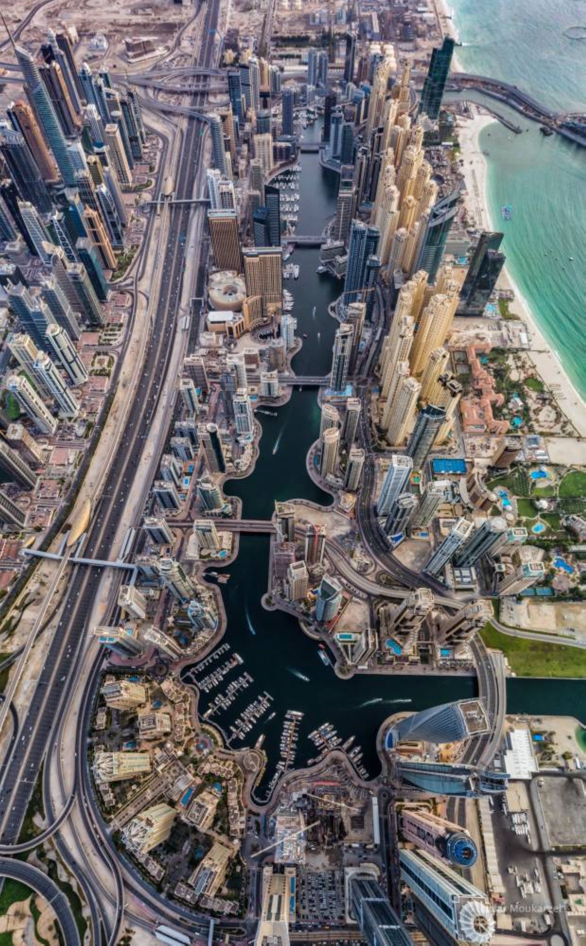 دبي تكسر قواعد الاقتصاد التقليدي نموذج لا يُهزم