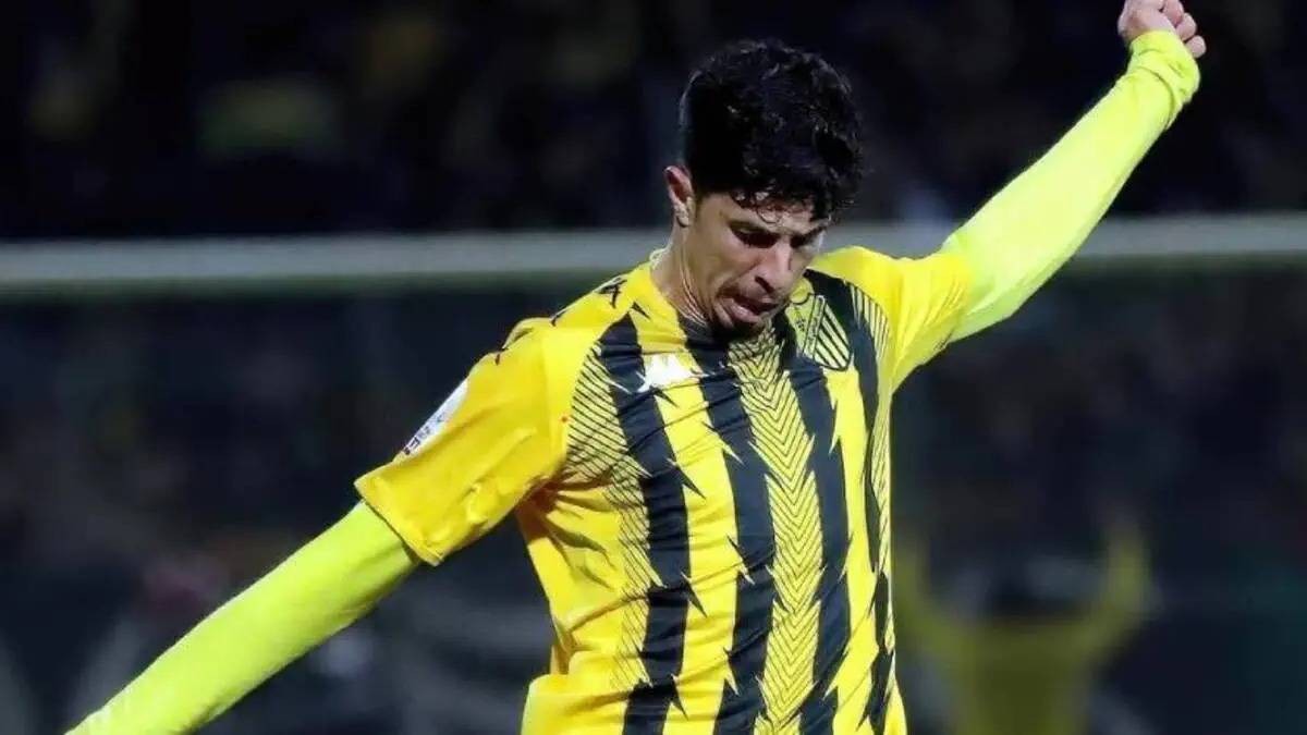 تسديدة بالقدم المعاكسة.. الدوري المغربي يشهد على هدف غير تقليدي (فيديو)
