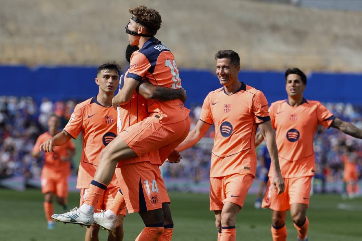 برشلونة يقترب خطوة جديدة من التتويج بلقب  الدوري الإسباني