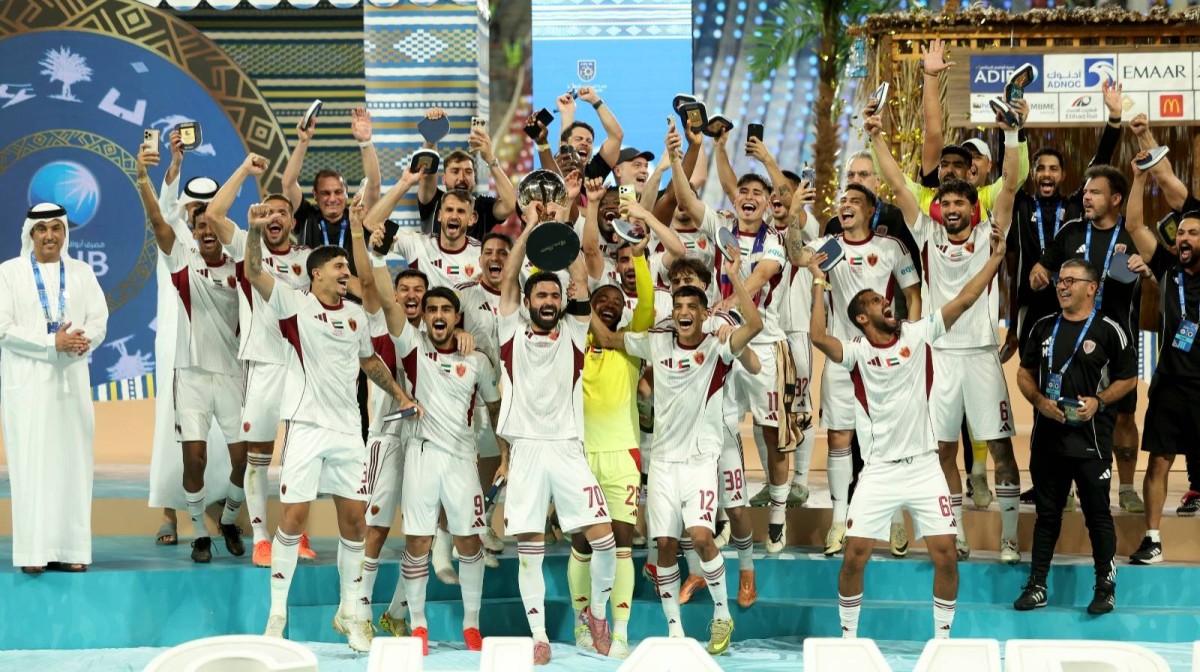 فارس المزروعي: لقب كأس المحترفين ثمرة صمود اللاعبين ودعم الجماهير الوفية