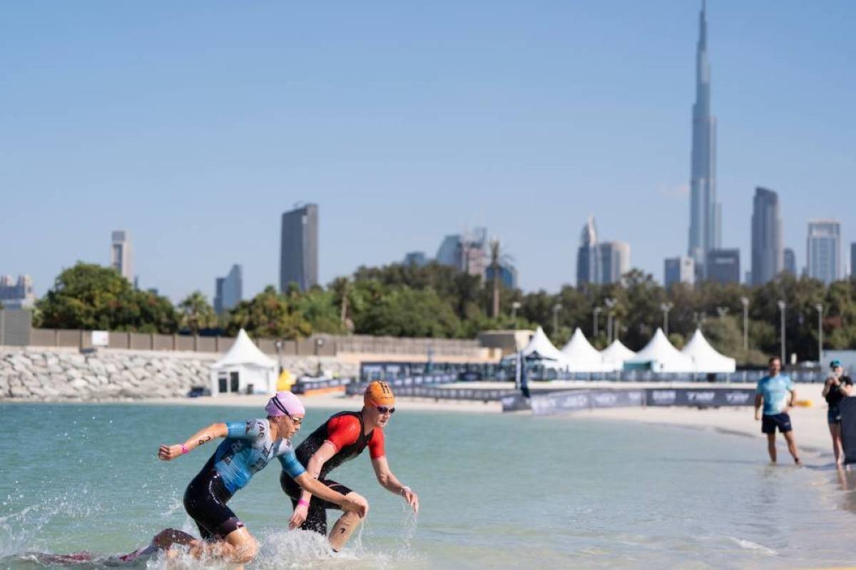 دبي تستضيف فعالية «ترايثلون T100» العالمية 12 نوفمبر المقبل