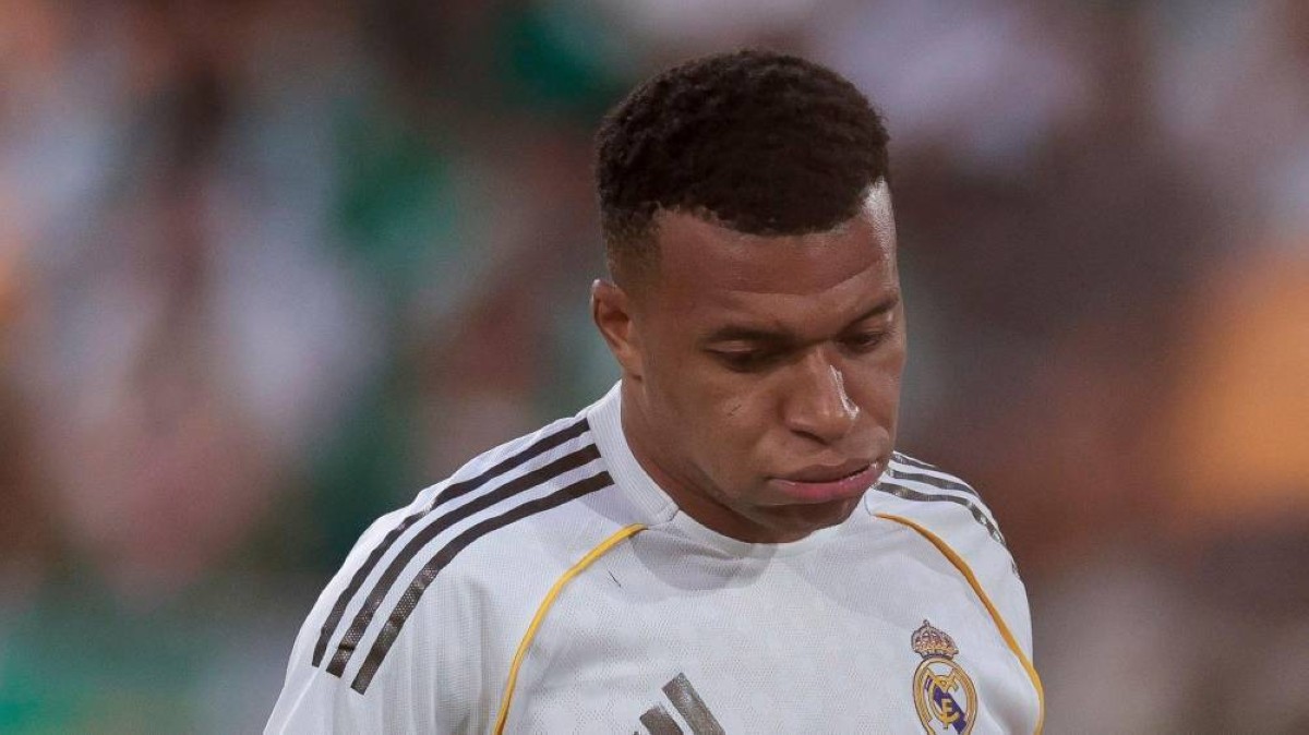 44 مليوناً يطالبون بطرد مبابي من ريال مدريد