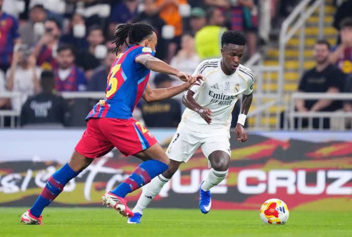 الذكاء الاصطناعي يتوقع بطل الكلاسيكو بين برشلونة وريال مدريد