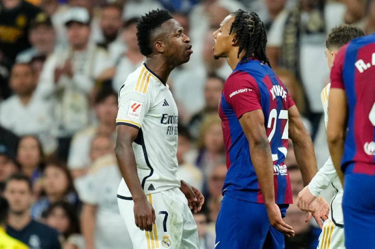 موسم المغامرة.. كيف تفوق برشلونة على ريال مدريد؟