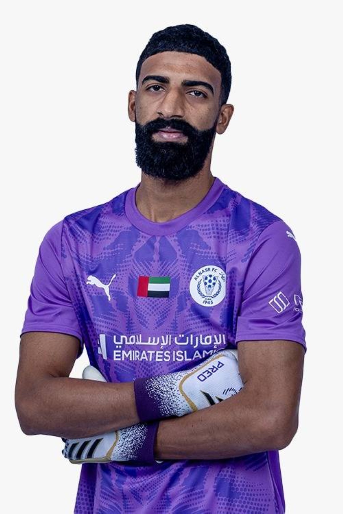شمبيه يستمر في الدفاع عن ألوان «العميد» حتى 2028