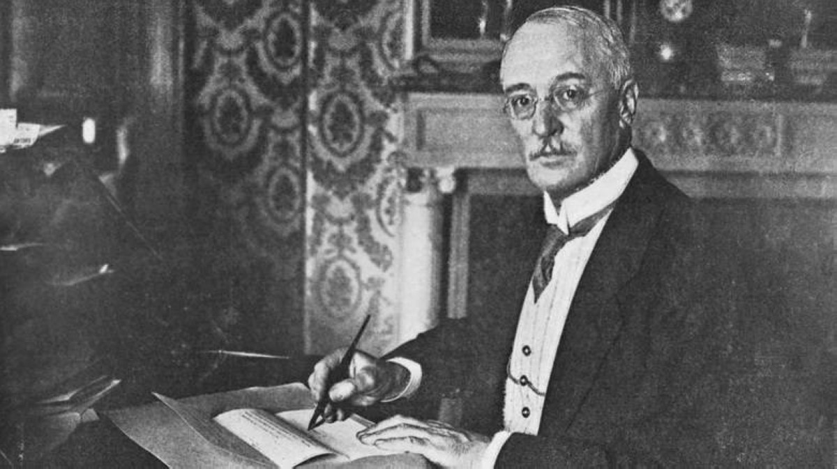 "رودولف ديزل" عبقري المحركات الذي ابتلعه البحر عام 1913