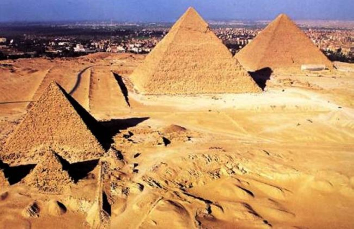 هرم خوفو.. عبقرية معمارية فرعونية «تفكك» موجات الزلازل وتتحدى الزمن