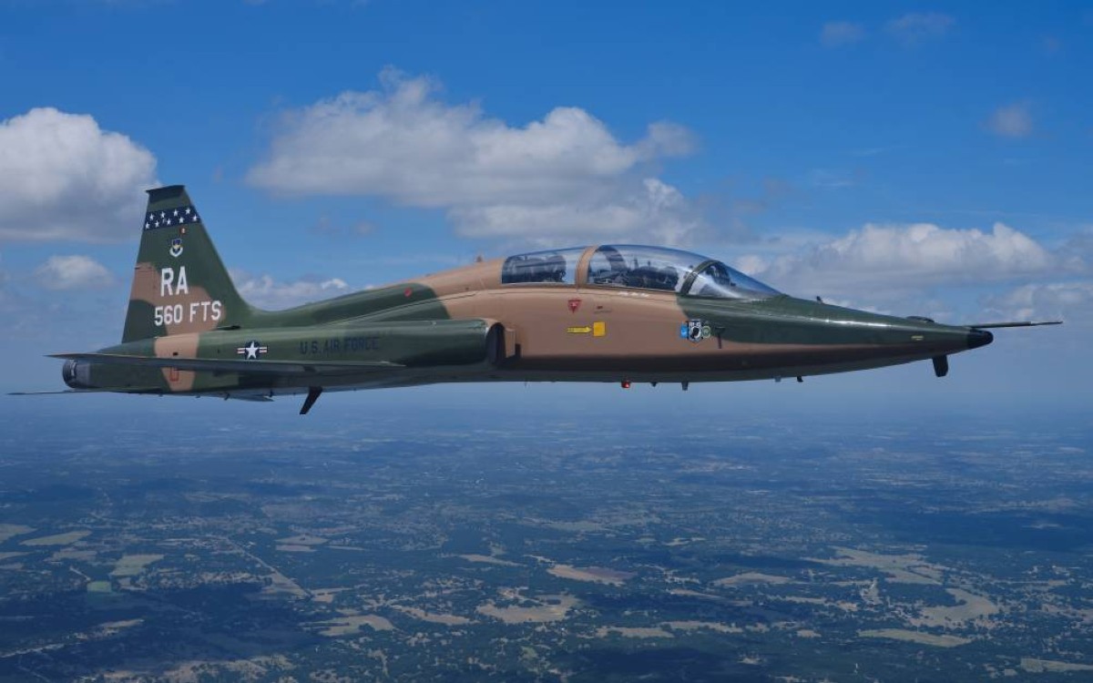 لماذا أوقف سلاح الجو الأمريكي أسطول طائرات التدريب T-38؟