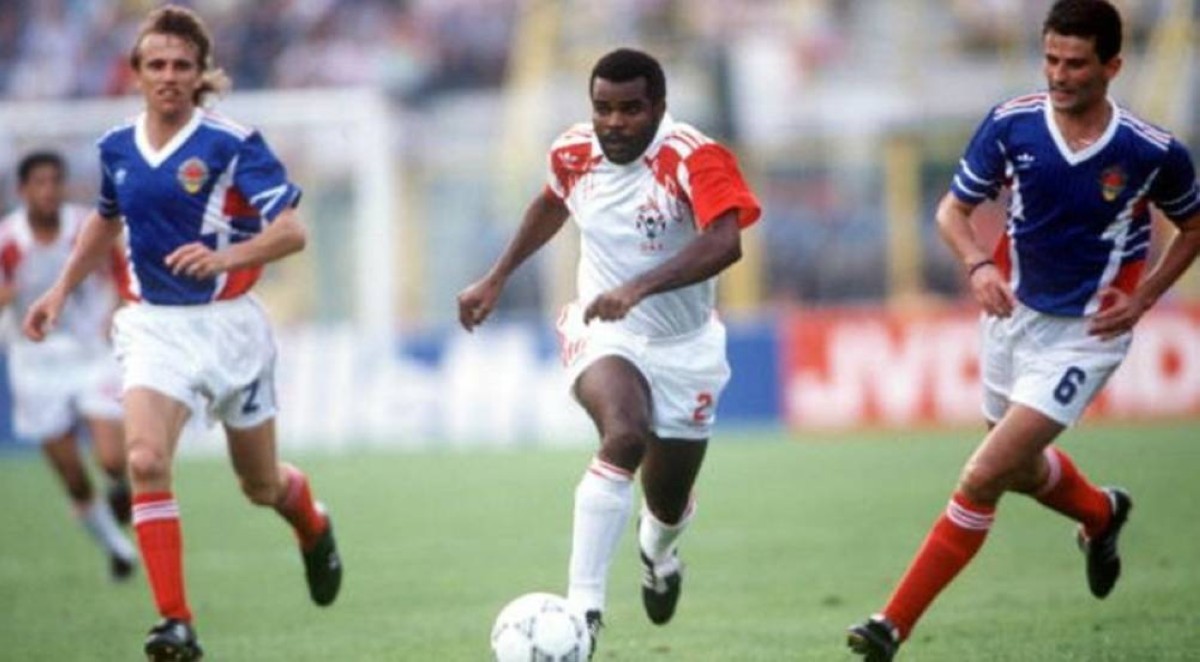 الاتحاد الآسيوي يلقي الضوء على صعود الإمارات للمسرح العالمي في 1990