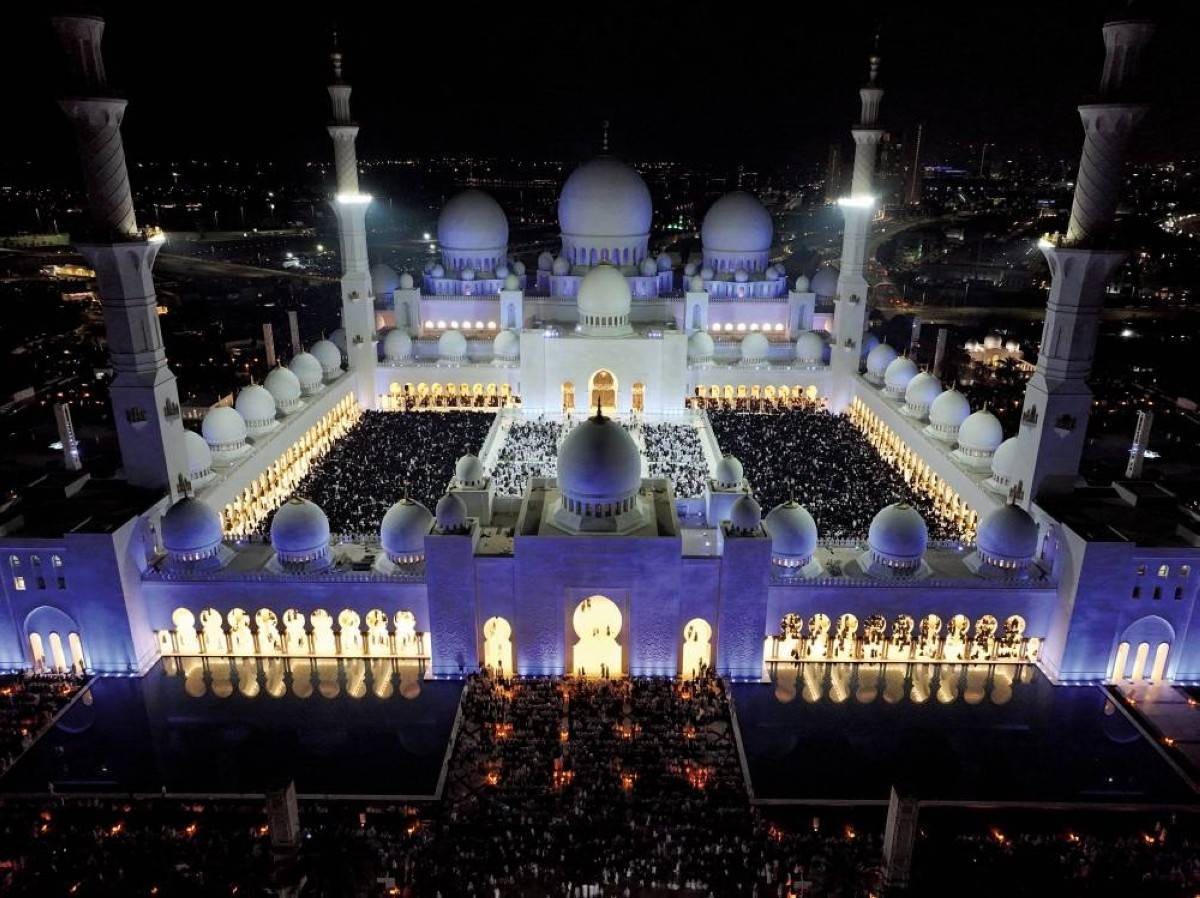 مركز جامع الشيخ زايد الكبير يدشن التقويم الهجري الإماراتي لعام 1448هـ