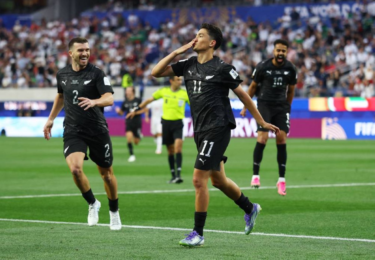 الجمهور الإيراني.. «النار تأكل بعضها إن لم تجد ما تأكله» «فيديو»
