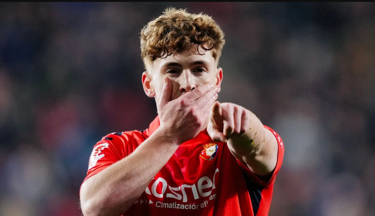 ليفربول يضم المهاجم الإسباني مونيوس من أوساسونا