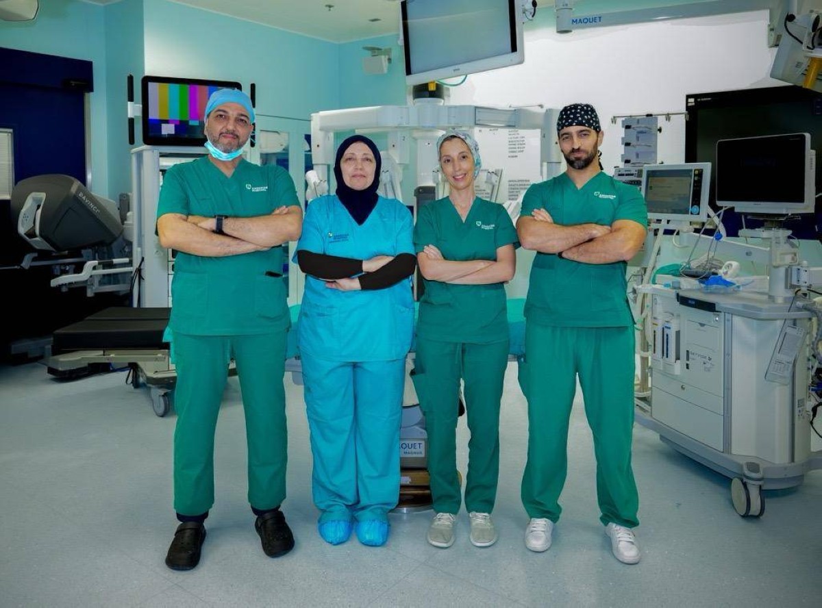 "المستشفى الأمريكي دبي – مجمع دبي للعلوم" ينجح في إجراء جراحة روبوتية معقدة لاستئصال الرحم