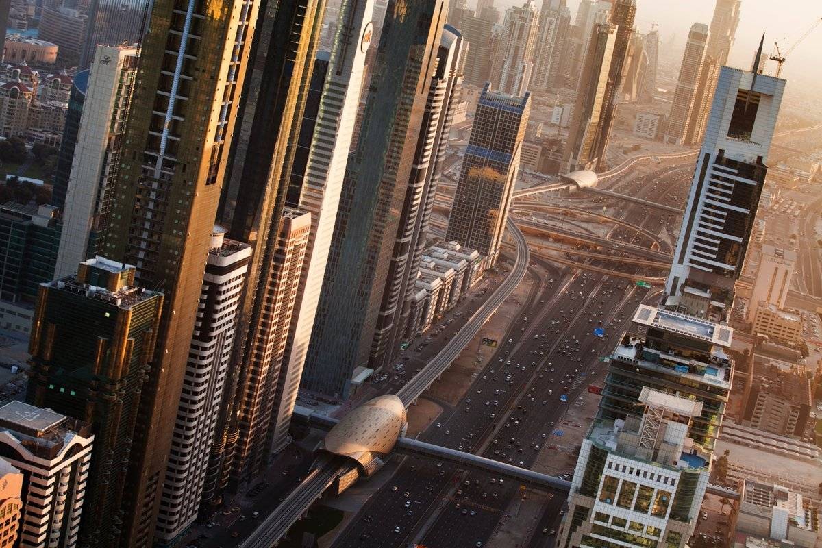 ستاندرد تشارترد: تسارع نشاط الأعمال في الإمارات خلال الربع الثالث