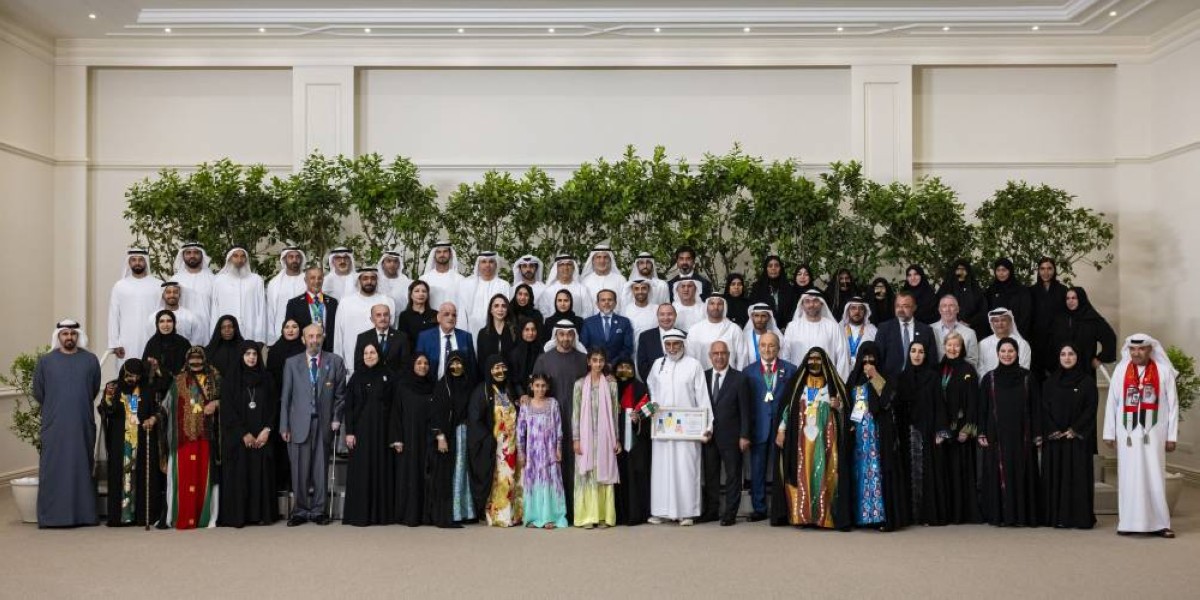 رئيس الدولة يستقبل الفائزين في "ألعاب الماسترز أبوظبي 2026"