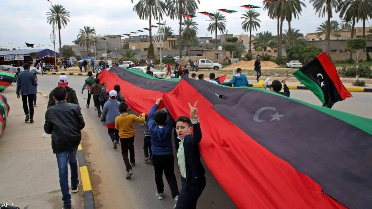 مكافحة الفساد في العراق تعيد إحياء مطالب المحاسبة بليبيا