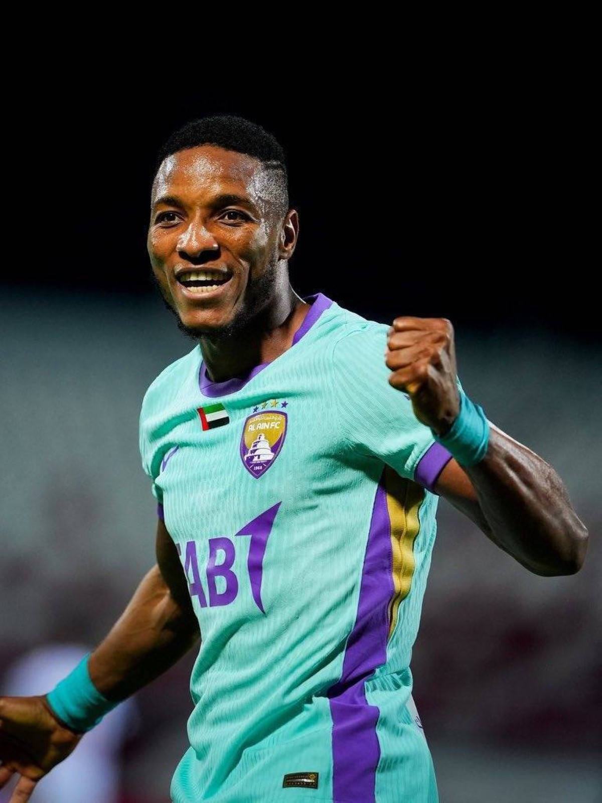 142 هدفاً في الدوري.. لابا يغادر العين من الباب الكبير