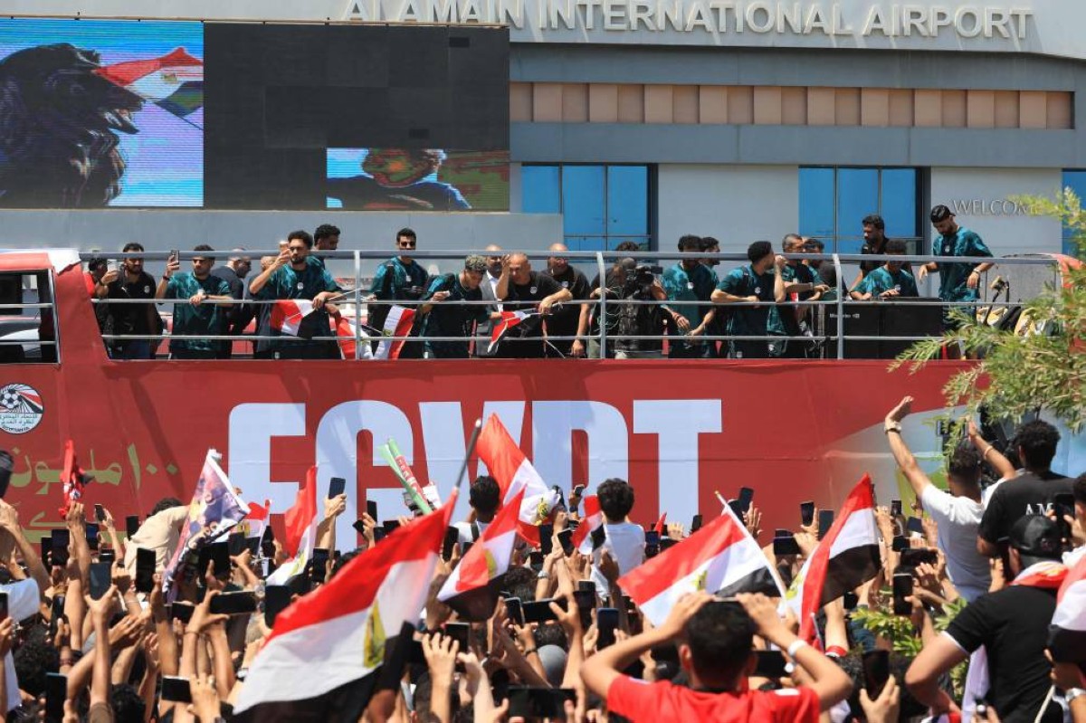 مجموعة الحبتور تهدي بعثة منتخب مصر سيارات هدية
