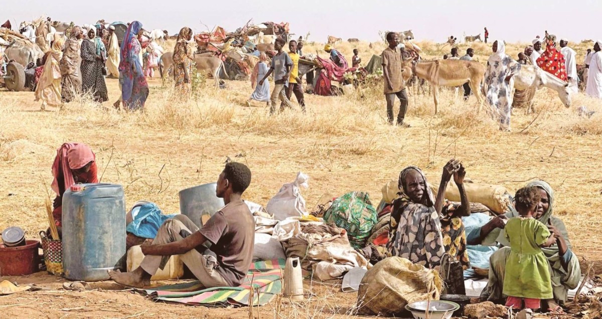 عقوبات بريطانية على شبكات ذهب تمول الجيش السوداني