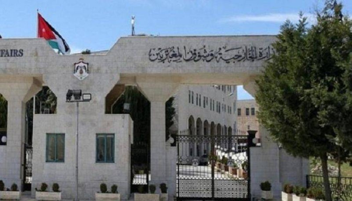 الأردن يستدعي القائم بأعمال السفارة الإيرانية في عمان ويبلغه رسالة احتجاج شديدة اللهجة
