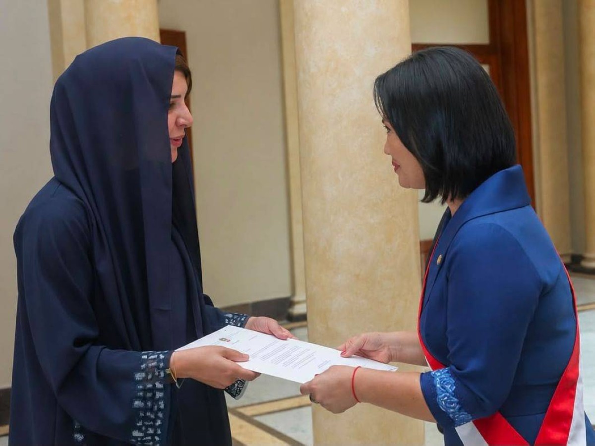 نيابة عن رئيس الدولة.. ريم الهاشمي تحضر مراسم تنصيب رئيسة بيرو