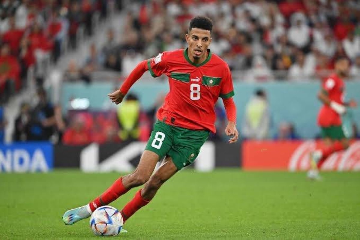 المغربي أوناحي خيار برشلونة لتعويض غياب دي يونغ