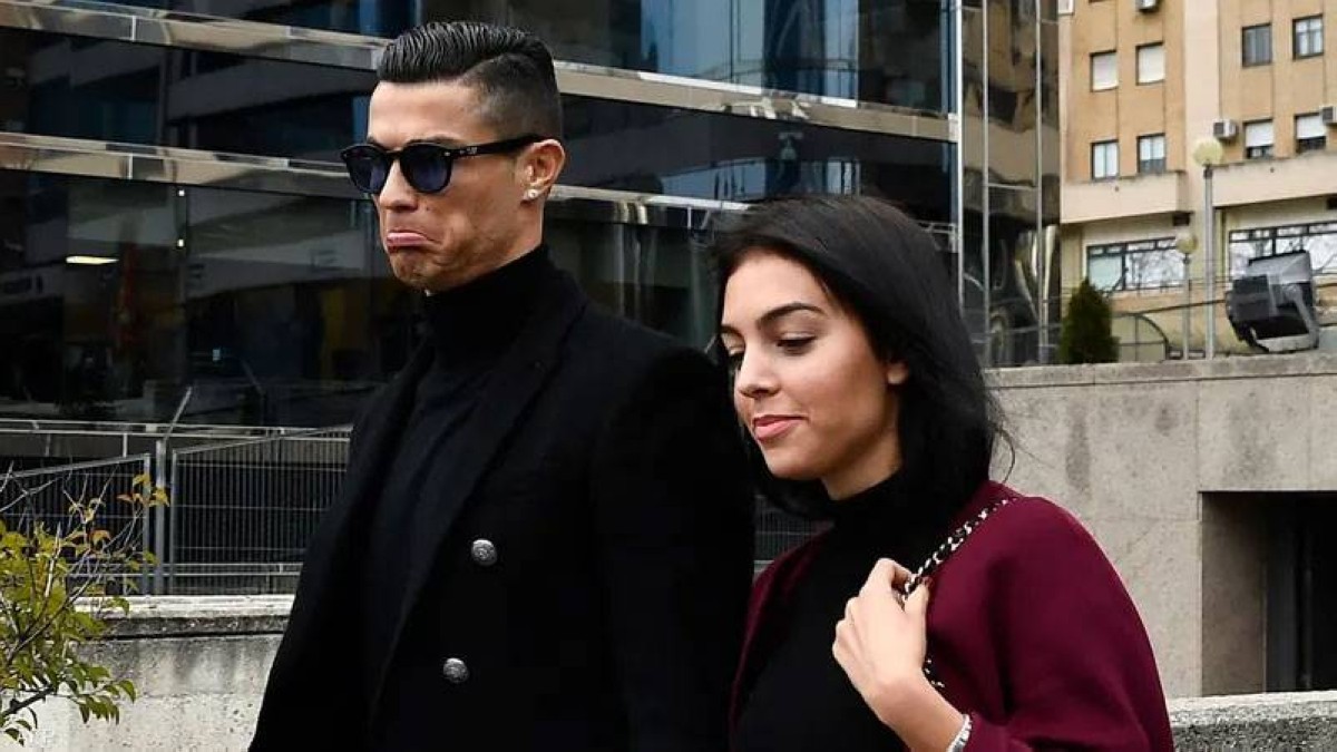 زفاف رونالدو وجورجينا يشعل ماديرا.. والمفاجأة داخل الكاتدرائية