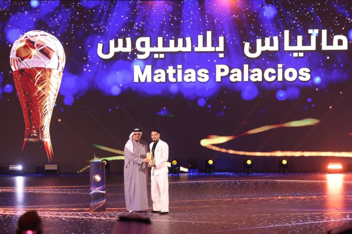 بالاسيوس أفضل لاعب.. والعين يسيطر على جوائز رابطة المحترفين الإماراتية
