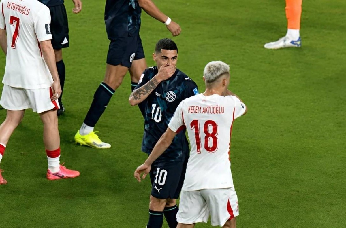 الدوري الإسباني يرفض عقوبة تغطية الفم ويتشدد في إضاعة الوقت