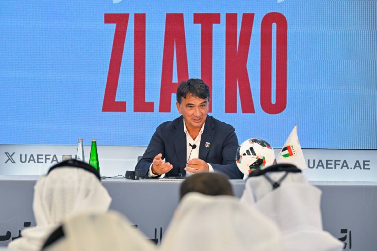 اهتمام عالمي بتعاقد منتخب الإمارات مع زلاتكو وتقارير تكشف قيمة الراتب