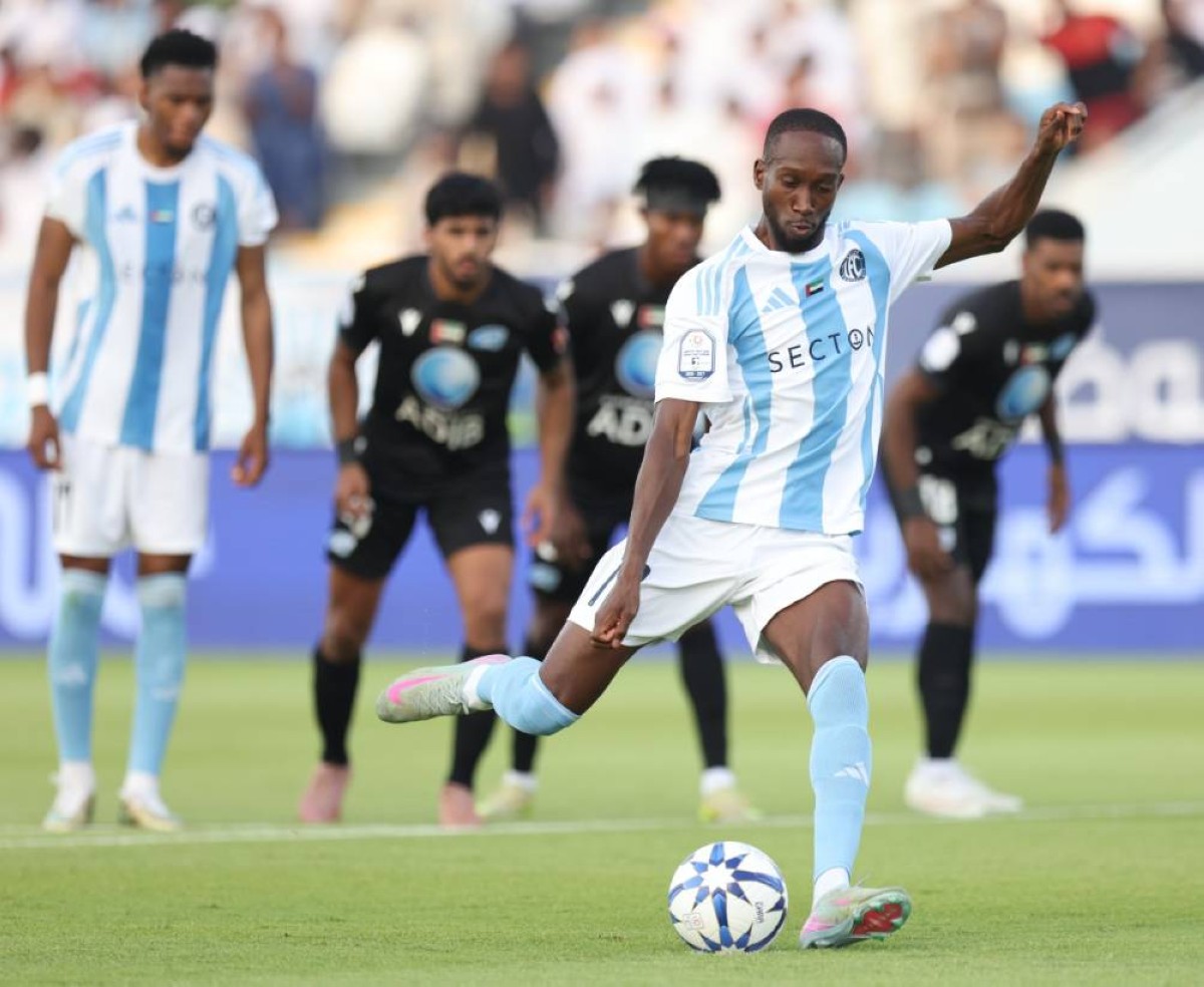 صدم بني ياس في الشامخة.. انتصار تاريخي ليونايتد بقيادة بيرلو في دوري المحترفين
