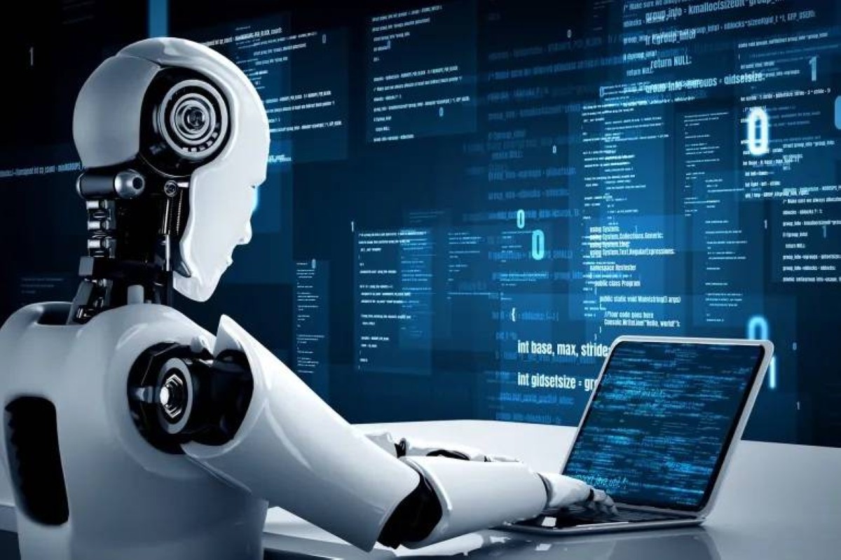 خبراء إماراتيون: نظام مستشار الذكاء الاصطناعي يعزز سرعة وكفاءة القرار الحكومي