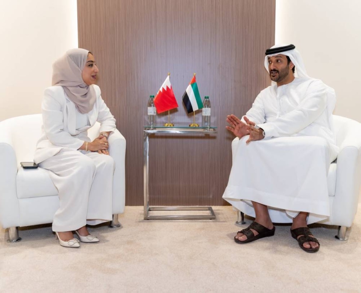 الإمارات تبحث تعزيز الشراكة في المجالات السياحية مع البحرين وأوزبكستان والاتحاد الأوروبي