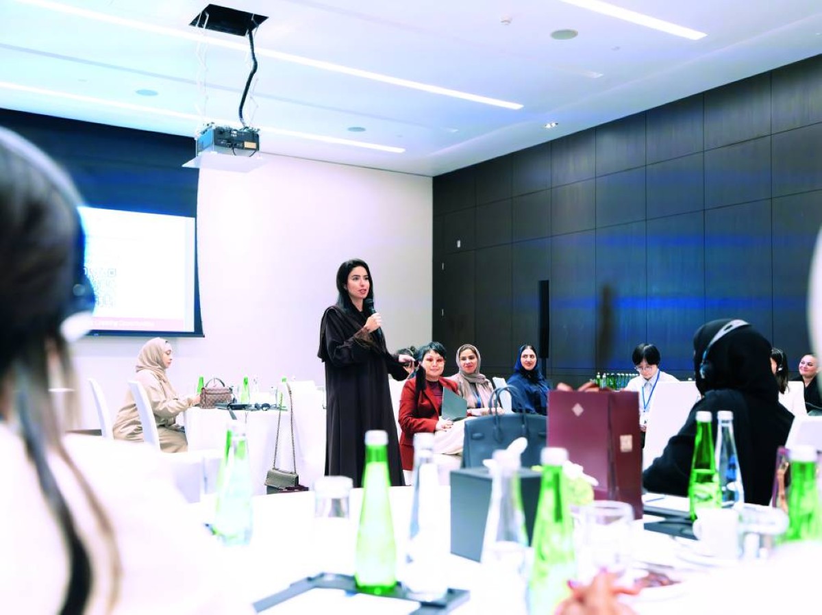 رائدات أعمال صينيات يستكشفن الفرص التجارية بالإمارات