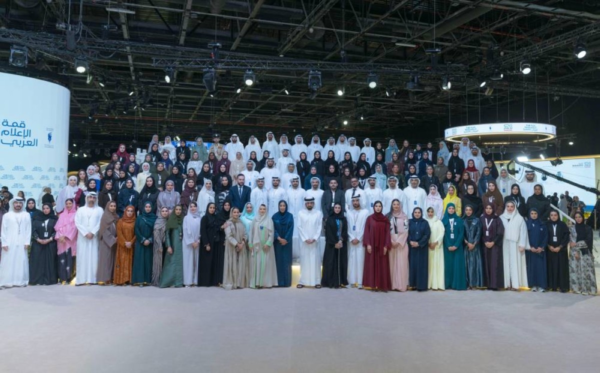 أحمد بن محمد يشهد تخريج دفعات جديدة من 4 برامج إعلامية متخصصة
