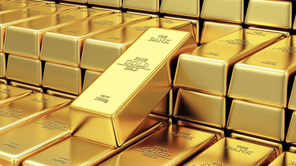 ارتفاع الذهب وتراجع النفط والدولار في تداولات الجمعة