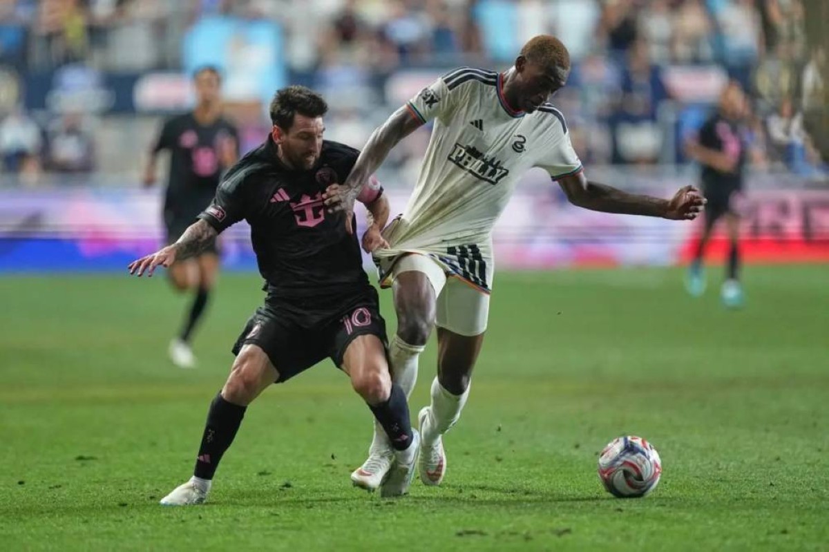 نيل بيير "برج بوتشيتينو" الجديد في دفاع المنتخب الأمريكي