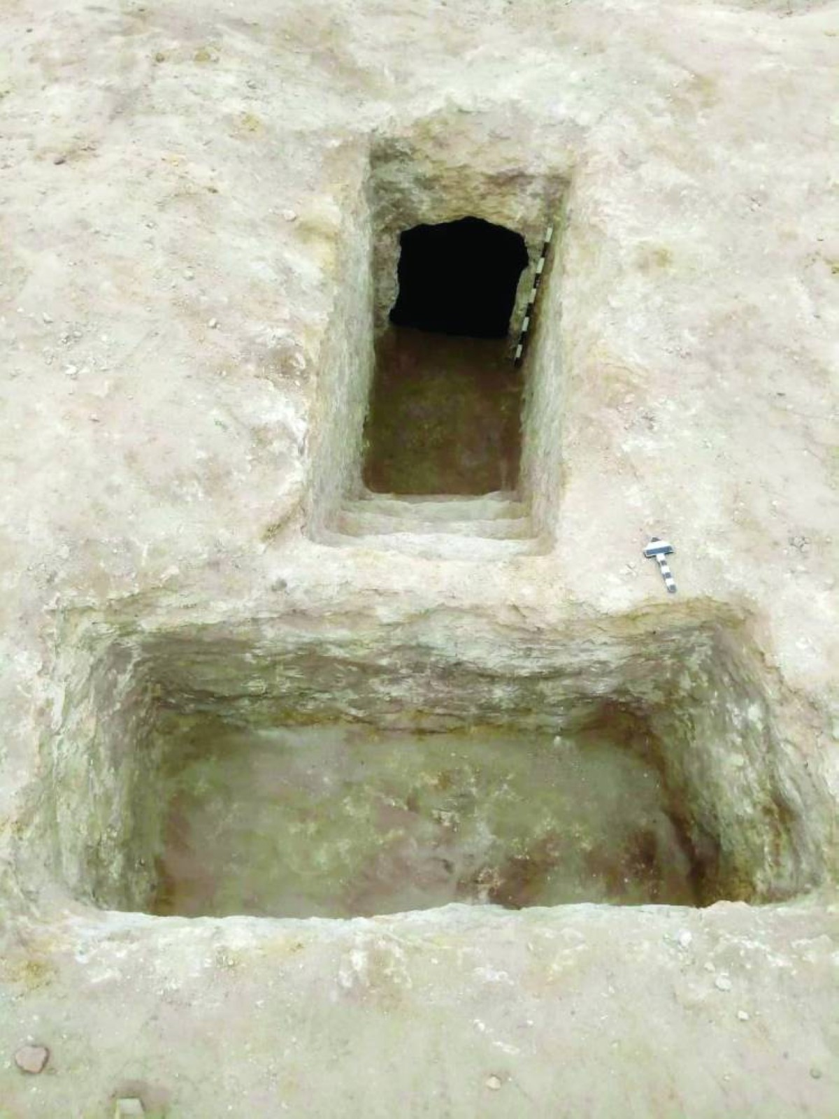مقابر أثرية منحوتة في الصخر بطُرز معمارية فريدة